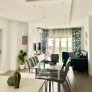 https://tulipanes-benalmadena.1costadelsol.com